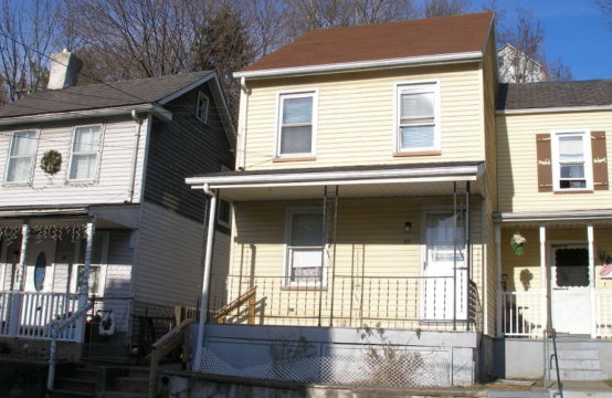 37  Brainard St, Phillipsburg Town, NJ